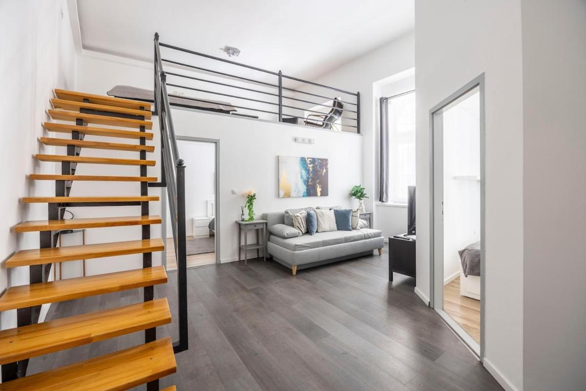 Superior -modern 3br Apartment